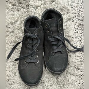 HARTJES XS Black Suede Side Zip Ankle Boots Women's Size 7.5